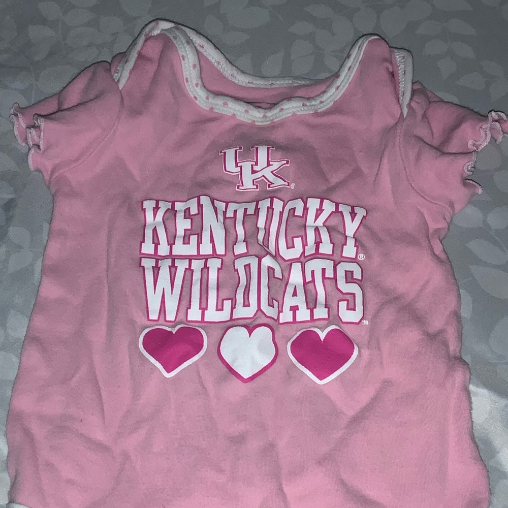 UK Pink Kentucky Wildcats One Piece 18m team athletics NCAA Football Basketball